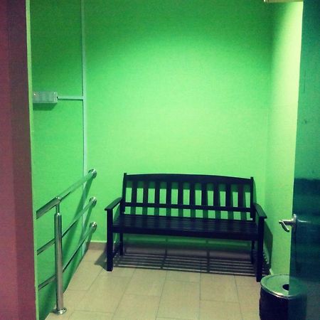 Chicwan Inn Bintulu Buitenkant foto