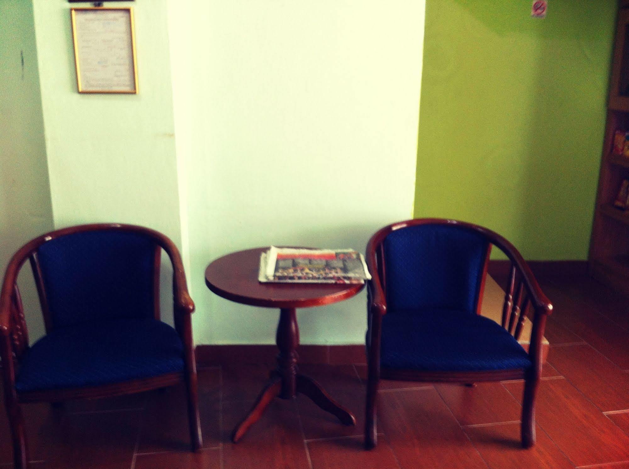 Chicwan Inn Bintulu Buitenkant foto